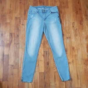 Old Navy Rockstar mid-rise jeans size 10